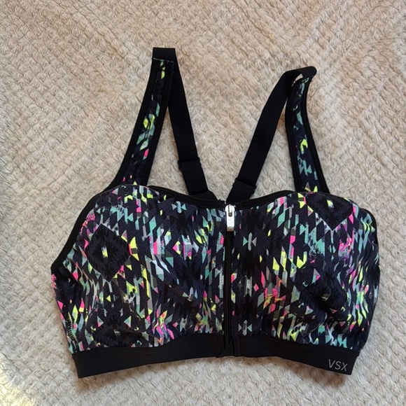 Victoria’s Secret VSX Knockout front closure sports bra Multicolor print 34C - Picture 14 of 14